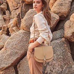 CROSSBODY