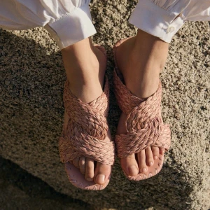 FLATS
