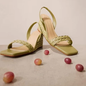 SLINGBACKS