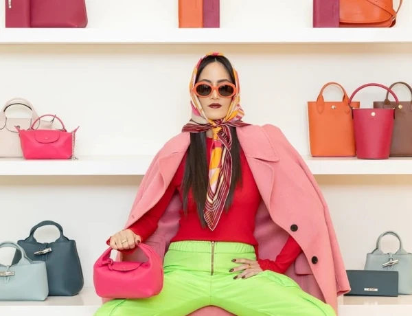 Το It-Girl, Μαλαματένια Παλατσίδη, λατρεύει τις νέες Longchamp τσάντες