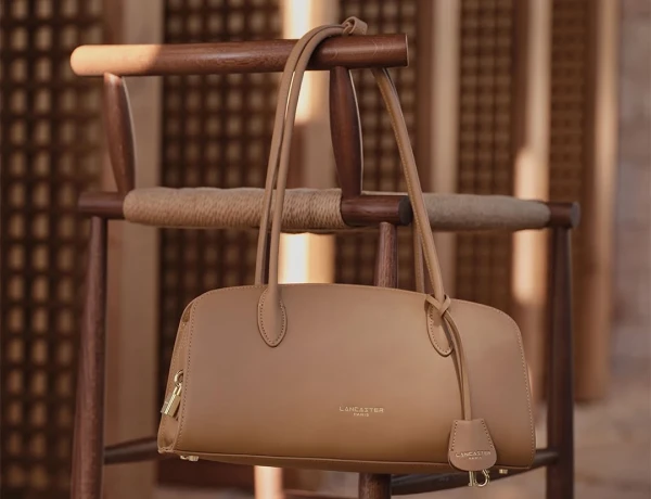 The Shoulder Bag Edit: Γιατί η Νέα Συλλογή Lancaster SS26 Είναι Το Απόλυτο Must-Have;