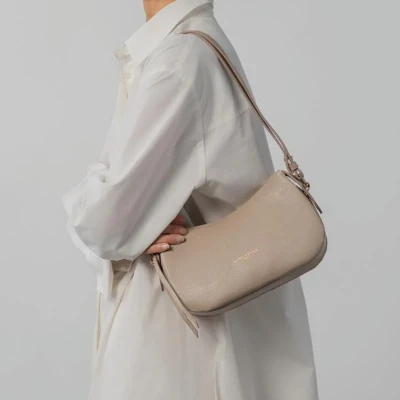 Lancaster Small Shoulder bag Dune