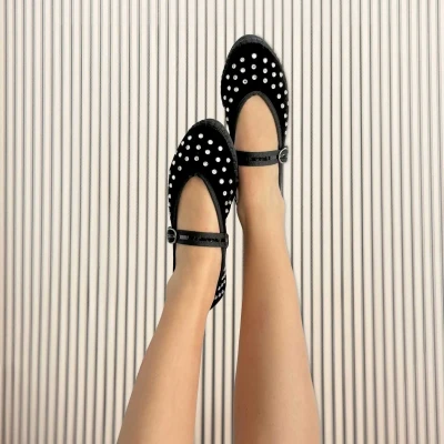 Flabelus Mae Black
