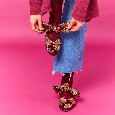 Flabelus Lyra Petal Burgundy