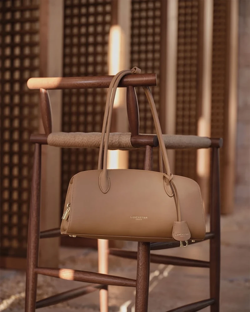 The Shoulder Bag Edit: Γιατί η Νέα Συλλογή Lancaster SS26 Είναι Το Απόλυτο Must-Have;