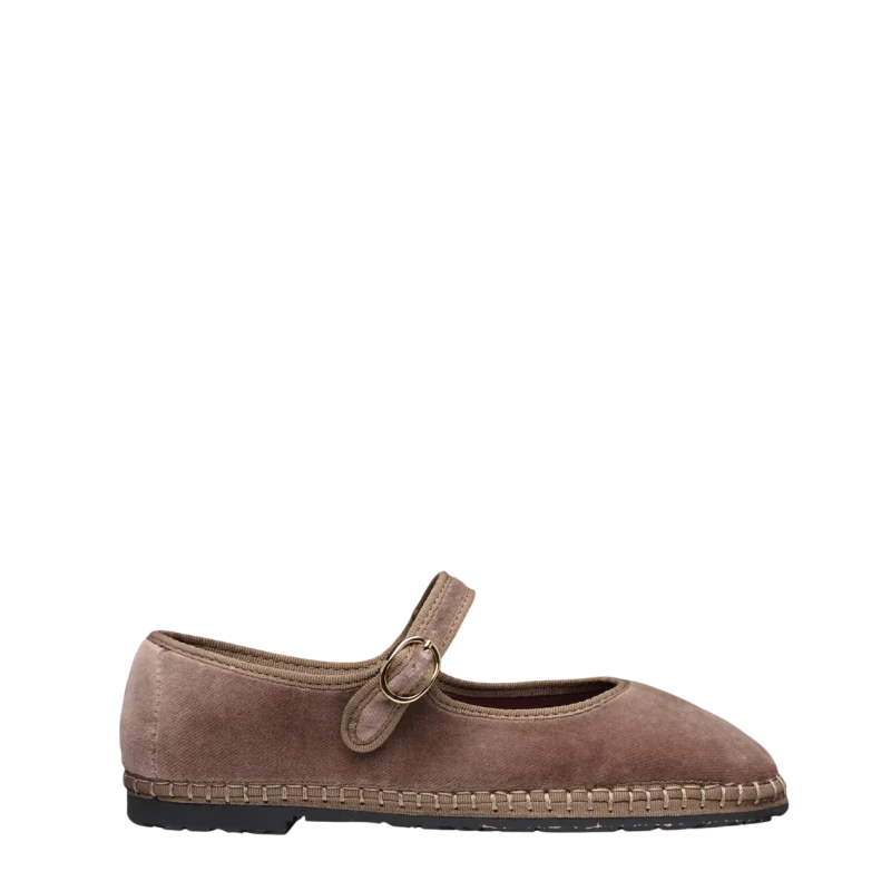 Flabelus Mary Jane Alcmena